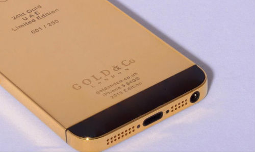 worlds-first-24-karat-gold-plated-iphone-5-shot-6