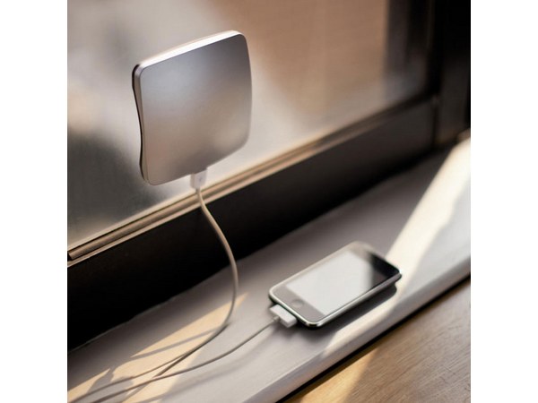 Solar Window Charger by XD Design