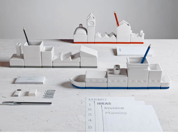 pen pencil stand