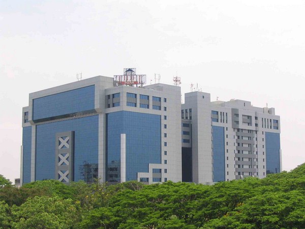 ಚೆನ್ನೈನ ಟೈಡಲ್ ಪಾರ್ಕ್ ಇಲ್ಲಿದೆ ನೋಡಿ