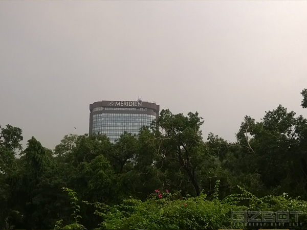 ಸ್ವಾಭಾವಿಕ ಬೆಳಕು