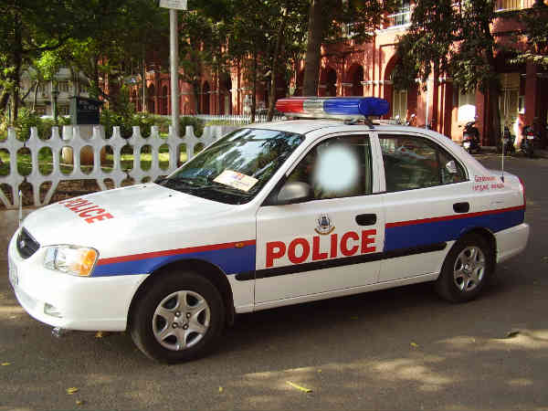 ಪೊಲೀಸ್ ಸಂಪರ್ಕ