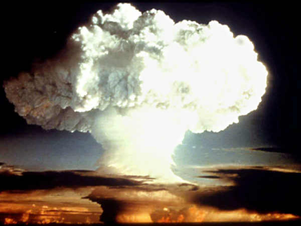 ಪರಮಾಣು ಶಸ್ತ್ರಾಸ್ತ್ರಗಳು (Nuclear weapons)