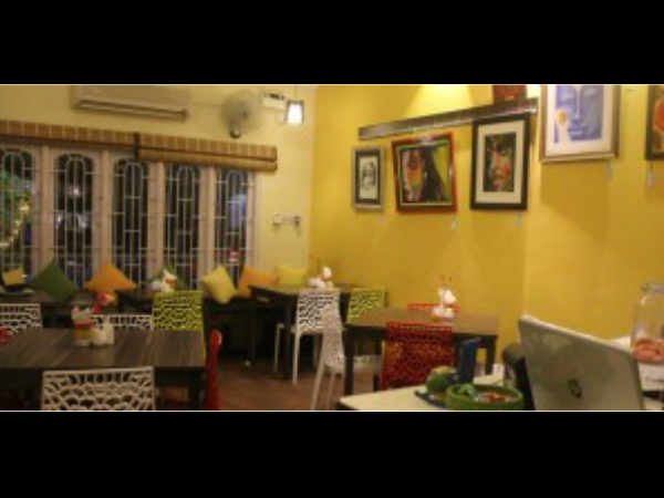 ಆರ್ಟ್ ಬ್ಲೆಂಡ್ ಕೆಫೆ (Art Blend Cafe)