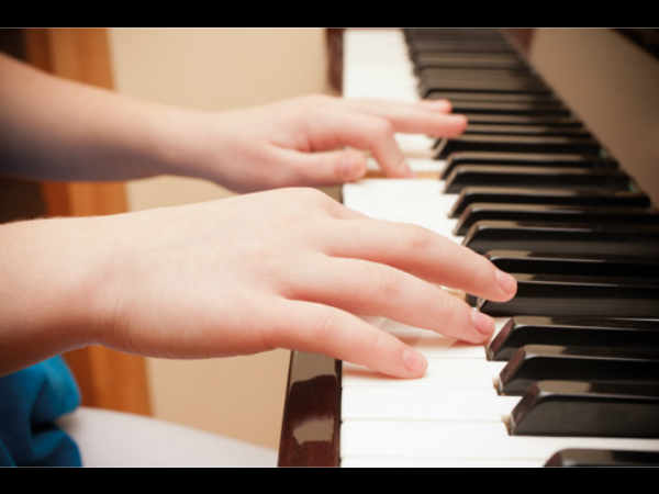 ಪಿಯಾನೋ ಟೀಚರ್ (Piano Teacher)