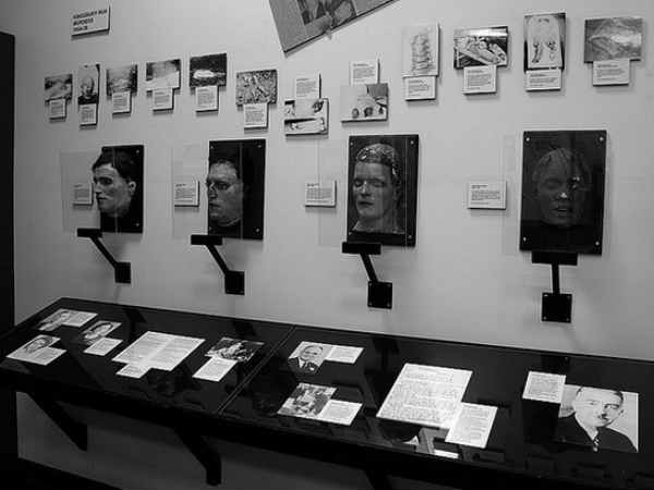 The Cleveland Torso Murderer (ಕ್ಲೀವ್ಲ್ಯಾಂಡ್ ಮುಂಡ ಕೊಲೆಗಾರ)
