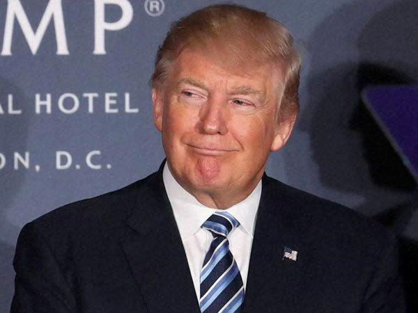 ಅಮೆರಿಕ ಅಧ್ಯಕ್ಷರ ಹೊಸ ವಜ್ರದ ಸ್ಮಾರ್ಟ್‌ಫೋನ್ ಬೆಲೆ ಎಷ್ಟು ಗೊತ್ತಾ?