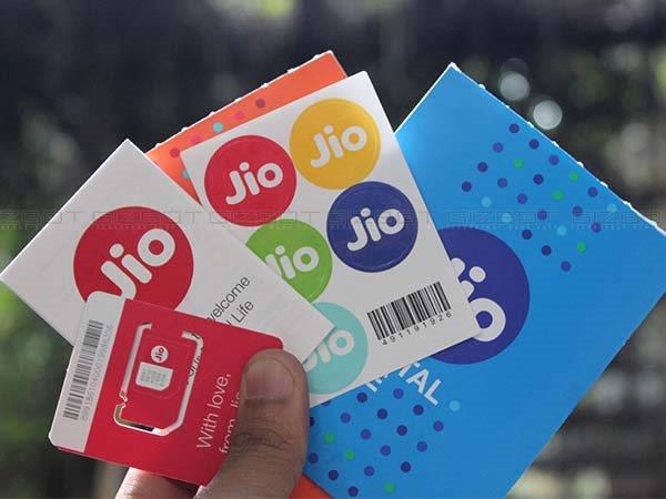 810 GB 4G ಡೇಟಾ;