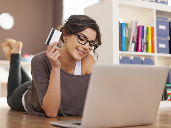 ಫ್ಲಿಪ್‌ಕಾರ್ಟ್ ತೆಕ್ಕೆಗೆ ಸ್ನ್ಯಾಪ್‌ಡೀಲ್?..ಹೊಸ ದರಸಮರಕ್ಕೆ ಆನ್‌ಲೈನ್ ಶಾಪಿಂಗ್!