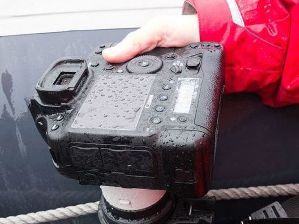 DSLR ಕ್ಯಾಮೆರಾಗಳನ್ನು ನುಂಗಿ ಹಾಕಲಿದೆ MICL ಕ್ಯಾಮೆರಾಗಳು....!!! DSLR ಕ್ಯಾಮೆರಾಗಳನ್ನು ನುಂಗಿ ಹಾಕಲಿದೆ MICL ಕ್ಯಾಮೆರಾಗಳು....!!!