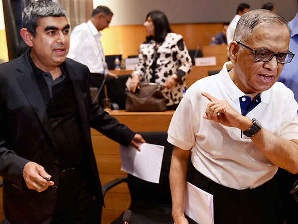 ಇನ್ಫೋಸಿಸ್‌ಗೆ ವಂದನಾ ಸಿಕ್ಕಾ ಸಹ ರಾಜಿನಾಮೆ..ಪತಿಯನ್ನು ಹಿಂಬಾಲಿಸಿದ ಪತ್ನಿ!!