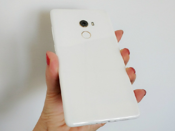 ಪ್ರೀಮಿಯಮ್ ಆವೃತ್ತಿಯಲ್ಲಿ ಶಿಯೋಮಿ ಮಿ ಮಿಕ್ಸ್ 2