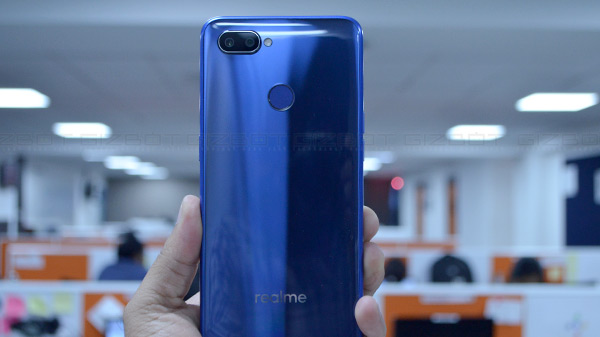 8 GB RAM + 128 GB ಆವೃತ್ತಿ: