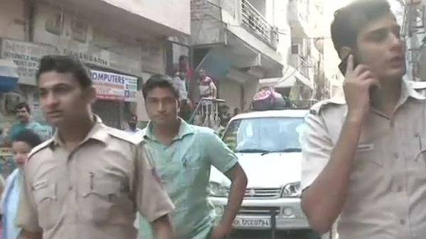 ತಂದೆ, ತಾಯಿ ಮತ್ತು ತಂಗಿಯನ್ನು ಇರಿದು ಕೊಂದ 'ಪಬ್ಜಿ ಗೇಮ್' ವ್ಯಸನಿ! ತಂದೆ, ತಾಯಿ ಮತ್ತು ತಂಗಿಯನ್ನು ಇರಿದು ಕೊಂದ 'ಪಬ್ಜಿ ಗೇಮ್' ವ್ಯಸನಿ!