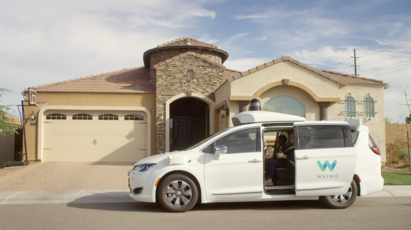 ಡ್ರೈವರ್‌ಲೆಸ್ ಕಾರ್ 'ವೇಮೋ'ಗೆ ನಗರದಲ್ಲಿ ಓಡಾಡುವ ಭಾಗ್ಯ!!