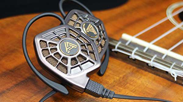 Audeze LCDi4: ರುಪಾಯಿ 1,99,000