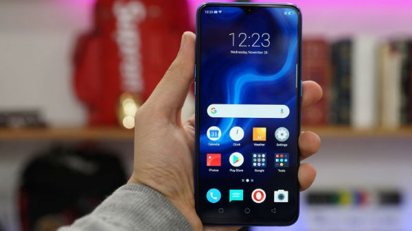 'ರಿಯಲ್ ಮಿ 3' ಸ್ಮಾರ್ಟ್‌ಫೋನ್ ಸೇಲ್ ಆರಂಭಕ್ಕೆ ಕ್ಷಣಗಣನೆ.!! 