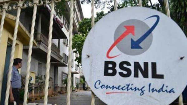 BSNL 'ಅಭಿನಂದನ್' 151ರೂ. ಪ್ಲ್ಯಾನ್!..ಉಚಿತ ಡಾಟಾ ಮತ್ತು ಫ್ರೀ ರೋಮಿಂಗ್! BSNL 'ಅಭಿನಂದನ್' 151ರೂ. ಪ್ಲ್ಯಾನ್!..ಉಚಿತ ಡಾಟಾ ಮತ್ತು ಫ್ರೀ ರೋಮಿಂಗ್!