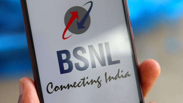 BSNL 'ಸೂಪರ್‌ ಸ್ಟಾರ್‌ 300' ಬ್ರಾಡ್‌ಬ್ಯಾಂಡ್‌ ಪ್ಲ್ಯಾನ್‌!.ಹಾಟ್‌ಸ್ಟಾರ್‌ ಉಚಿತ