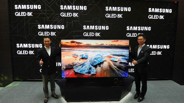 'ಸ್ಯಾಮ್‌ಸಂಗ್‌'ನ ವಿಶ್ವದ ಮೊದಲ 'QLED 8K' ಟಿವಿ ಲಾಂಚ್!..ಹೇಗಿದೆ ಗೊತ್ತಾ?