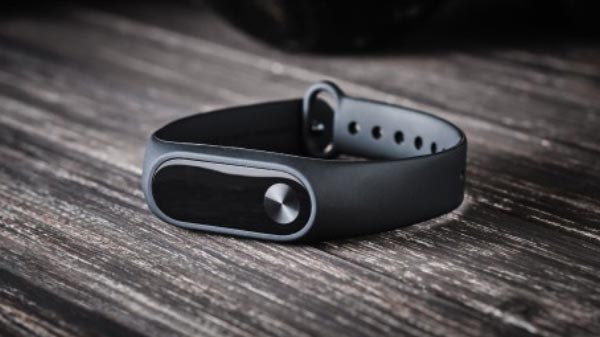 world cheapest smartwatch