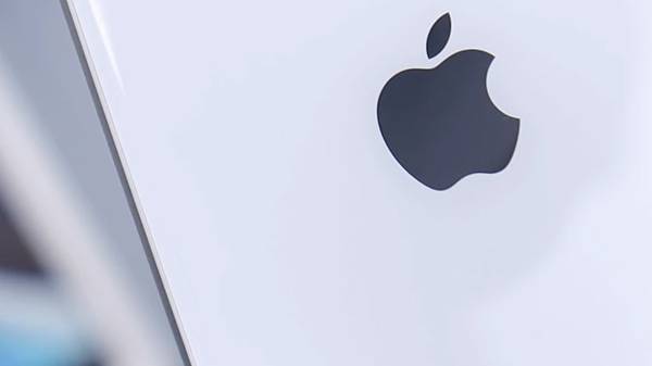 ಬರಲಿದೆ ಹೊಸ ಐಫೋನ್‌ SE 3; ಫೀಚರ್ಸ್‌ ಏನು, ಬೆಲೆ ಎಷ್ಟು?