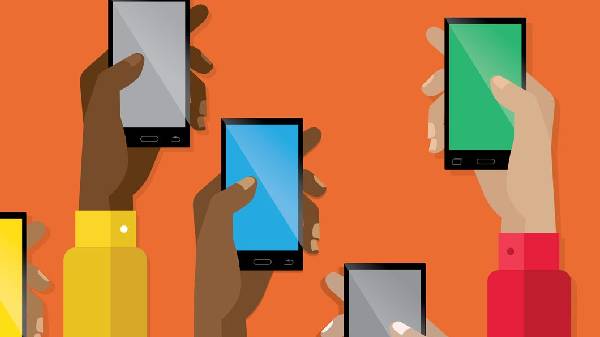 ಐಫೋನ್‌ ಬಳಕೆದಾರರೇ ಮೊಬೈಲ್‌ ಡೇಟಾ ಬೇಗ ಖಾಲಿ ಆಗುತ್ತಿದೆಯೇ?..ಹೀಗೆ ಮಾಡಿ!