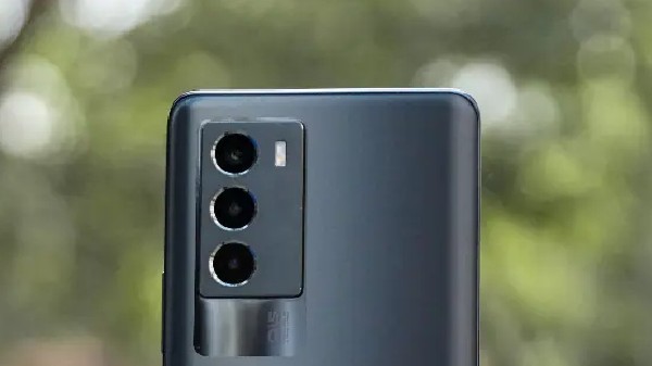 ಐಕ್ಯೂ 9 SE 5G ಬೆಲೆಯಲ್ಲಿ ಭಾರೀ ಇಳಿಕೆ!..ರೆಡ್ಮಿ ನೋಟ್ 12 ಪ್ರೊ ಗಿಂತ ಉತ್ತಮವೇ ಐಕ್ಯೂ 9 SE 5G ಬೆಲೆಯಲ್ಲಿ ಭಾರೀ ಇಳಿಕೆ!..ರೆಡ್ಮಿ ನೋಟ್ 12 ಪ್ರೊ ಗಿಂತ ಉತ್ತಮವೇ