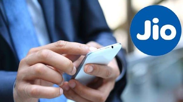  Airtel, Jio and Vi: 200ರೂ. ಒಳಗೆ ಲಭ್ಯವಾಗುವ ಪ್ರಿಪೇಯ್ಡ್‌ ಪ್ಲಾನ್‌ಗಳು!