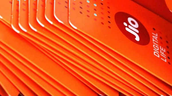 ಜಿಯೋ ಗ್ರಾಹಕರೇ, 895ರೂ. ರೀಚಾರ್ಜ್‌ ಮಾಡಿದ್ರೆ, 336 ದಿನ ರೀಚಾರ್ಜ್‌ ಬೇಕಿಲ್ಲ!