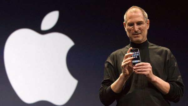 ಹರಾಜಿನಲ್ಲಿರುವ ಈ ಹಳೆಯ ಐಫೋನ್ ಬೆಲೆ ಅರ್ಧಕೋಟಿ ದಾಟಿದ್ರೂ ಅಚ್ಚರಿಯಿಲ್ಲ! ಹರಾಜಿನಲ್ಲಿರುವ ಈ ಹಳೆಯ ಐಫೋನ್ ಬೆಲೆ ಅರ್ಧಕೋಟಿ ದಾಟಿದ್ರೂ ಅಚ್ಚರಿಯಿಲ್ಲ!