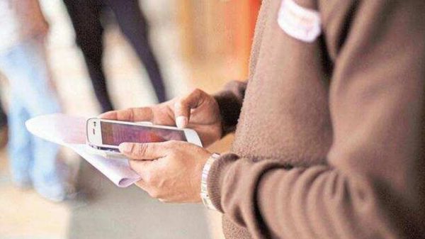 ಸ್ಮಾರ್ಟ್‌ಫೋನ್ ಬಳಕೆದಾರರು ಹೆಚ್ಚಿನ ಅಪಾಯದಲ್ಲಿ...ಭಾರತ ಸರ್ಕಾರದಿಂದ ಎಚ್ಚರಿಕೆ 