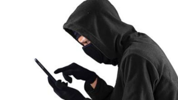 ಲಿಂಕ್‌ ಕ್ಲಿಕ್‌ ಮಾಡಿ 15 ಲಕ್ಷ ಕಳೆದುಕೊಂಡ ಮಂಗಳೂರಿನ ವ್ಯಕ್ತಿ!