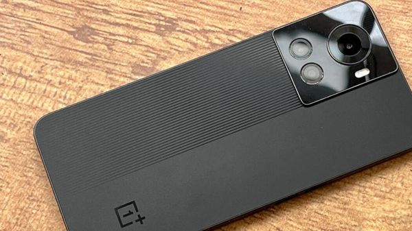 ಅಮೆಜಾನ್‌ನಲ್ಲಿ ಈ ಒನ್‌ಪ್ಲಸ್ ಫೋನ್‌ಗೆ ಬೊಂಬಾಟ್‌ ಆಫರ್‌; ಈ ಸದಾವಕಾಶ ನಿಮಗಾಗಿ!  