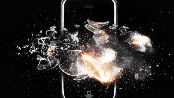 ಬೇಸಿಗೆ ಕಾಲದಲ್ಲಿ ನಿಮ್ಮ ಫೋನ್‌ಗಳು ಸ್ಫೋಟವಾಗದಂತೆ ತಡೆಯಲು ಈ ಕ್ರಮ ಅನುಸರಿಸಿ! 