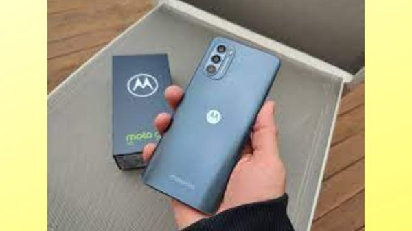 ಭಾರೀ ಬೆಲೆ ಇಳಿಕೆ ಕಂಡ ಮೊಟೊ G62 ಫೋನ್‌!..ಈ ಆಫರ್‌ ಮತ್ತೆ ಸಿಗಲ್ಲ!