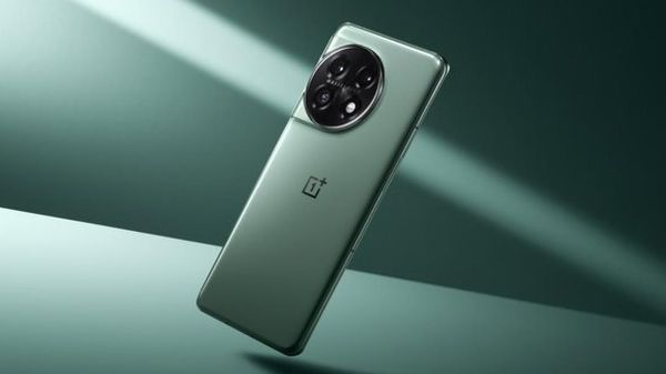 ಭಾರೀ ಡಿಸ್ಕೌಂಟ್ನಲ್ಲಿ ಒನ್ಪ್ಲಸ್ 11R ಖರೀದಿಸಲು ಇದುವೇ ಸಕಾಲ! ಭಾರೀ ಡಿಸ್ಕೌಂಟ್ನಲ್ಲಿ ಒನ್ಪ್ಲಸ್ 11R ಖರೀದಿಸಲು ಇದುವೇ ಸಕಾಲ!