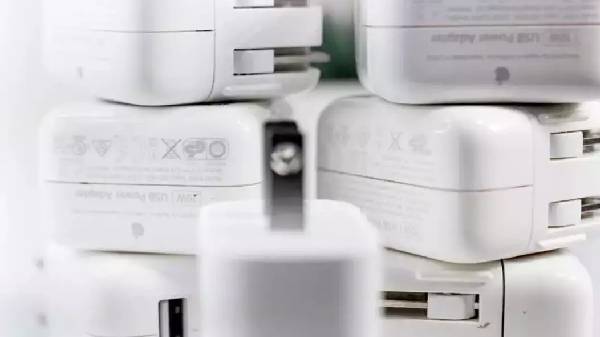 ಒಂದು ವೇಳೆ ಫೋನ್‌ ಚಾರ್ಜರ್‌ ಕೈ ಕೊಟ್ರೆ, ಯಾವುದಕ್ಕೂ ಈ ಚಾರ್ಜರ್‌ ಇರಲಿ!