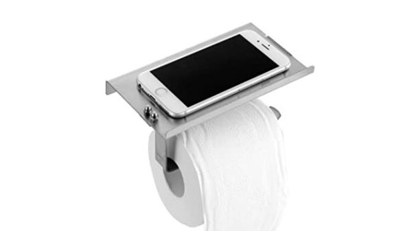 ಶೌಚಾಲಯದಲ್ಲಿ ಸ್ಮಾರ್ಟ್‌ಫೋನ್‌ ಬಳಸುವವರು ತಪ್ಪದೇ ಈ ವಿಷಯ ತಿಳಿದುಕೊಳ್ಳಿ!    