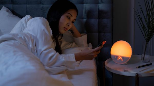 ಬೆಂಗಳೂರಿಗರು ಮಲಗೋ ಮುನ್ನ ಮೊಬೈಲ್‌ನಲ್ಲಿ ಇದನ್ನು ನೋಡುತ್ತಾರಂತೆ: ವರದಿ!