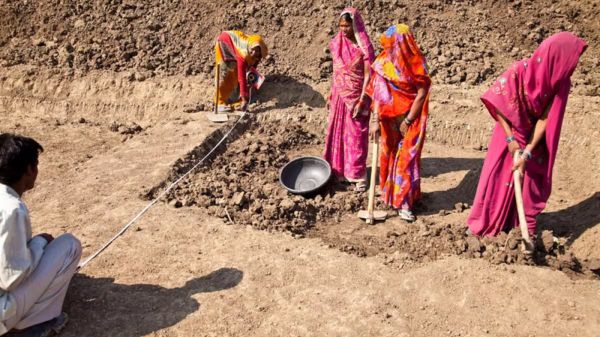 ಇ-ಶ್ರಮ ಪೋರ್ಟಲ್‌ನಲ್ಲಿ ಹೊಸ ಫೀಚರ್ಸ್: ಅಸಂಘಟಿತ ಕಾರ್ಮಿಕರಿಗೆ ಮತ್ತಷ್ಟು ಸೌಲಭ್ಯ!