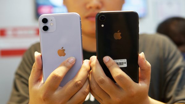 ಭಾರತದಲ್ಲಿ ಸೆಕೆಂಡ್‌ ಹ್ಯಾಂಡ್‌ ಫೋನ್‌ಗಳಿಗೆ ಇಷ್ಟೊಂದು ಬೇಡಿಕೆ ಇದೆಯಾ! ಅಚ್ಚರಿ!