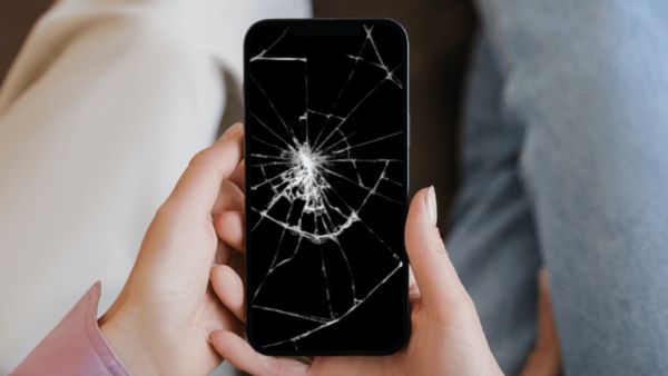 ನಿಮ್ಮ ಮೊಬೈಲ್‌ ಡಿಸ್‌ಪ್ಲೇ ಒಡೆದು ಹೋಗಿದೆಯಾ?..ಹಾಗಿದ್ರೆ ಈ ಕೆಲಸ ಮಾಡಿ!