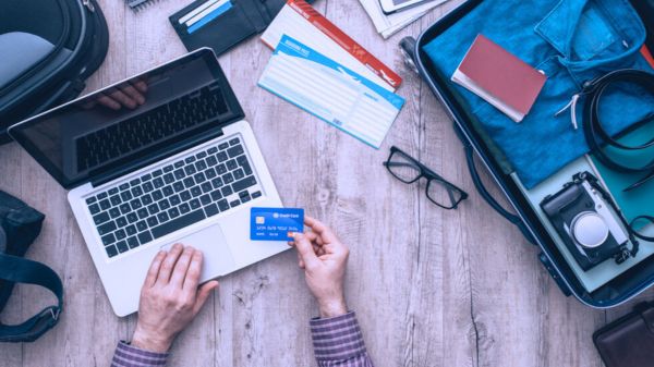 ಆನ್‌ಲೈನ್‌ನಲ್ಲಿ ಹೋಟೆಲ್‌,ವಿಮಾನ ಬುಕ್‌ ಮಾಡುವವರೇ ಎಚ್ಚರ...