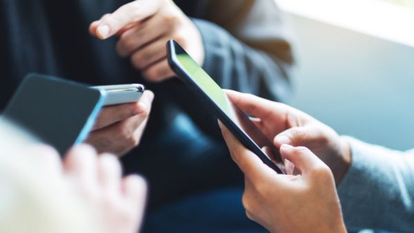 ಸ್ಮಾರ್ಟ್‌ಫೋನ್ ಬಳಕೆದಾರರೇ ಈಗಲೇ ಈ ಆಪ್‌ಗಳನ್ನು ನಿಮ್ಮ ಫೋನ್‌ನಿಂದ ಹೊರದಬ್ಬಿ