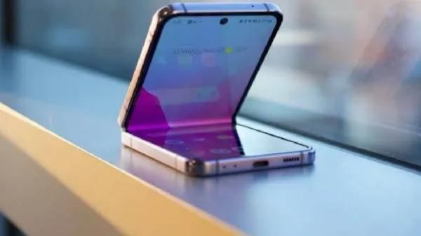 ಸ್ಯಾಮ್‌ಸಂಗ್‌ ಗ್ಯಾಲಕ್ಸಿ Z ಫ್ಲಿಪ್‌ 3 ಗೆ ದೊಡ್ಡ ರಿಯಾಯಿತಿ...