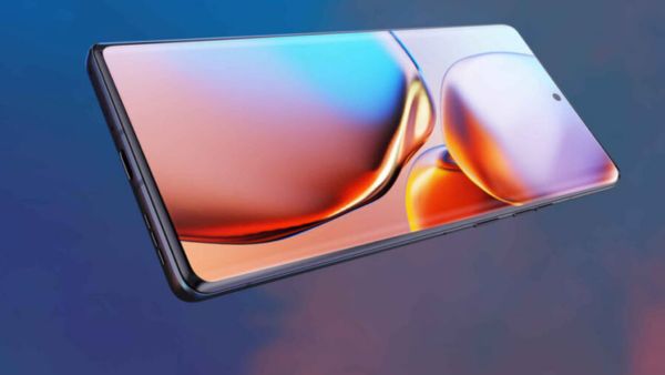 ದೈತ್ಯ ಮೊಟೊ ಎಡ್ಜ್‌+ 2023 ಫೋನ್‌ ಬಿಡುಗಡೆ!..ಬೊಂಬಾಟ್‌ ಡಿಸ್‌ಪ್ಲೇ ಇದೆ!