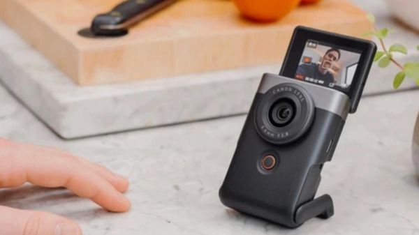 ಕ್ಯಾನನ್‌ನಿಂದ ಮೊದಲ ವ್ಲಾಗಿಂಗ್‌ ಕ್ಯಾಮೆರಾ ಪರಿಚಯ: ವಿಭಿನ್ನ ವಿನ್ಯಾಸ 