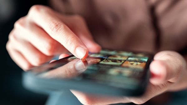 ಸ್ಮಾರ್ಟ್‌ಫೋನ್‌ನಲ್ಲಿ ತುಂಬಾ ಖಾಸಗಿ ವಿಚಾರ ಇದೆಯೇ?: ರಕ್ಷಿಸಲು ಈ ಕೆಲಸ ಮಾಡಿ! 