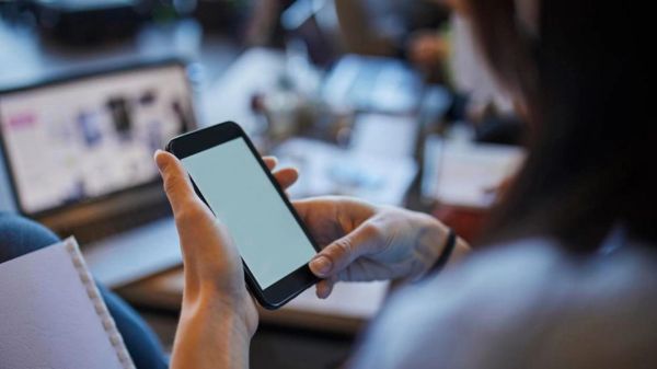 ಸ್ಮಾರ್ಟ್‌ಫೋನ್‌ನಲ್ಲಿ ತುಂಬಾ ಖಾಸಗಿ ವಿಚಾರ ಇದೆಯೇ?: ರಕ್ಷಿಸಲು ಈ ಕೆಲಸ ಮಾಡಿ! 